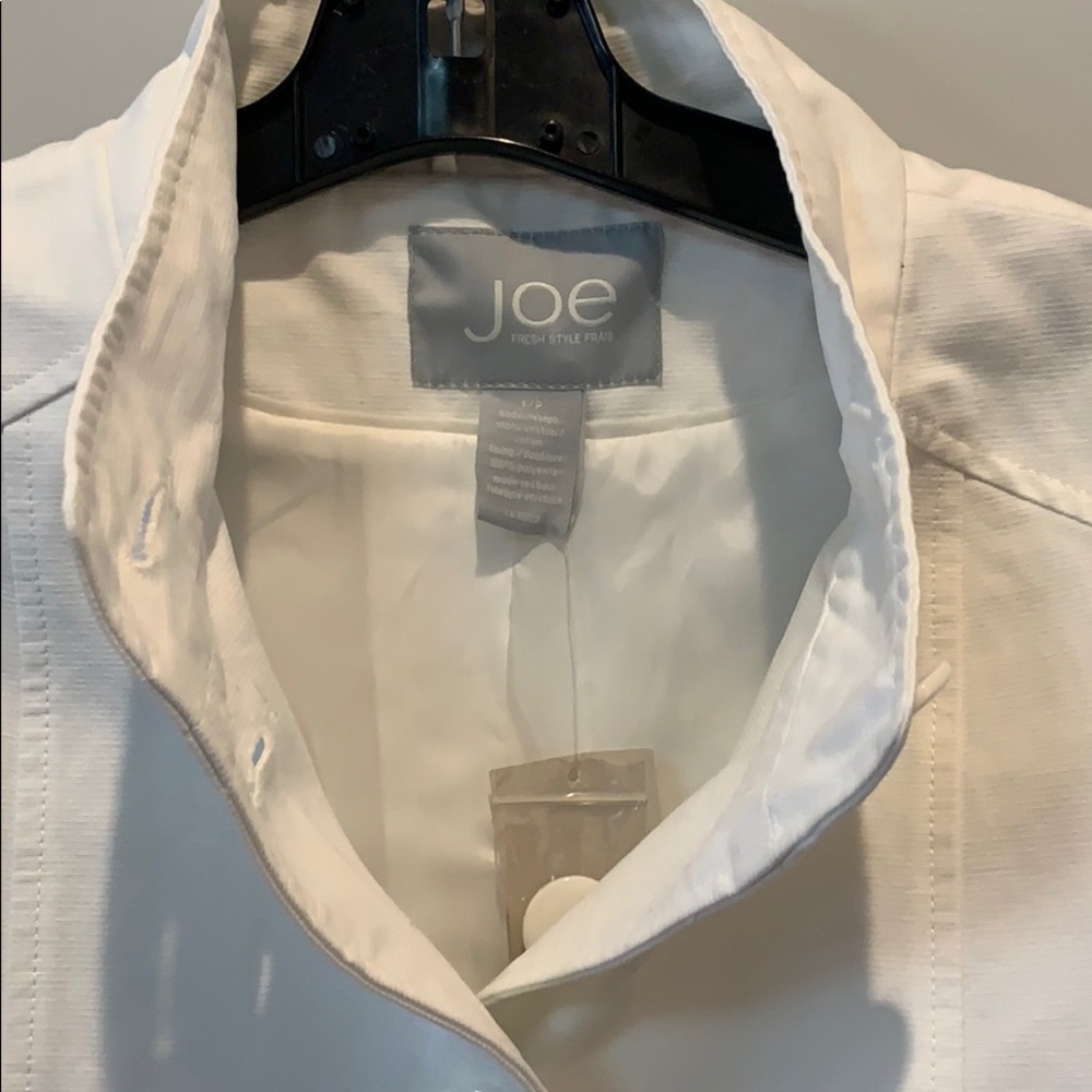 White coat - Picture 2 of 4